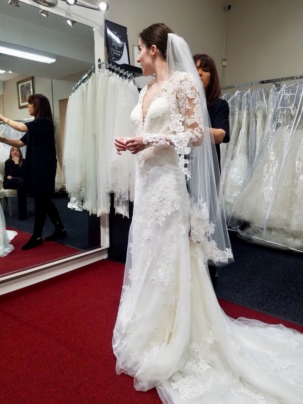 Stella York Ivory Lace Wedding Dress (6764CR)